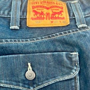 514 back flap pocket Levi’s W40xL32 little fade at the bottom